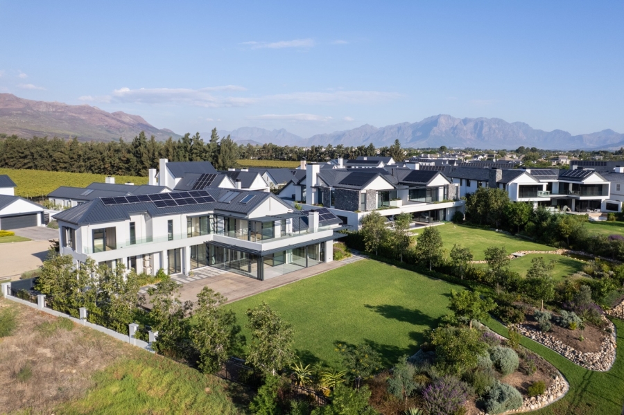 5 Bedroom Property for Sale in Val De Vie Estate Western Cape